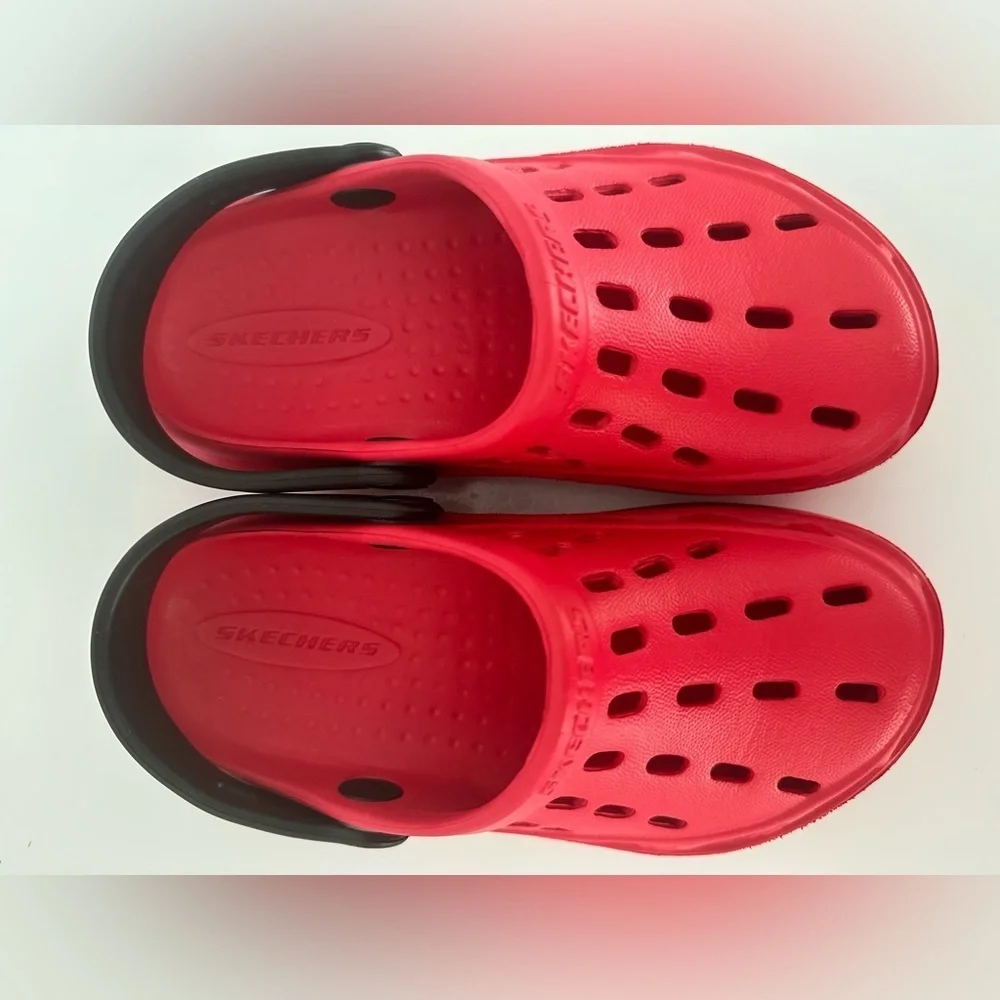 Skechers Kids Red Clog Sandals Size 13 Slip-On Comfort Shoes (SH104)